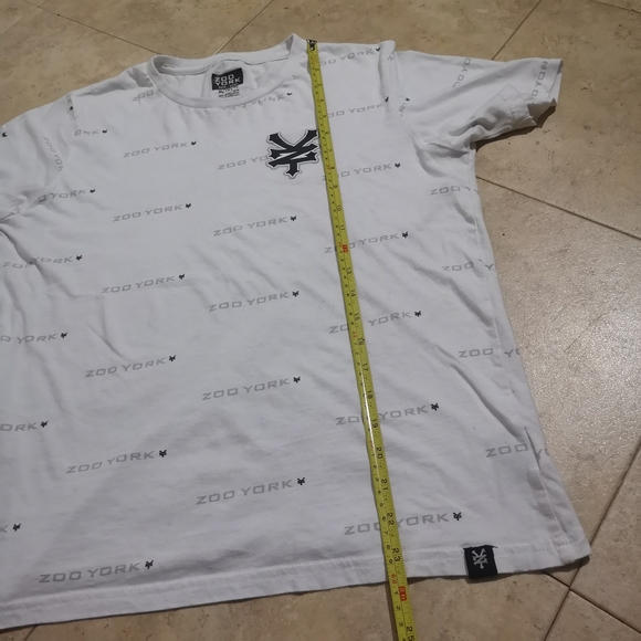 3/$30    ZOO YORK Shirt - Picture 8 of 11